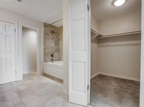 5909  Luther Lane  1106, Dallas Texas 75225