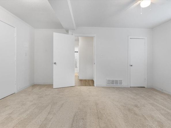 1240  Hodgson Street , Fort Worth Texas 76115