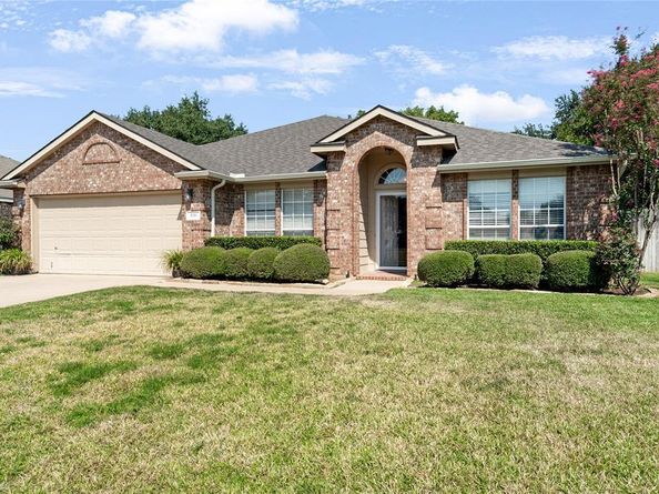 106  Stanbury Street , Mansfield Texas 76063