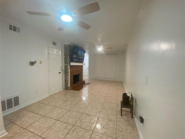 3420  Hidalgo Drive  301, Dallas Texas 75220