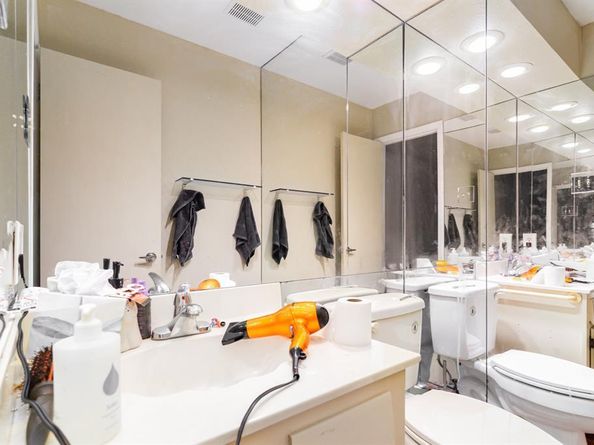 6808  Eastridge Drive  12 B3, Dallas Texas 75231