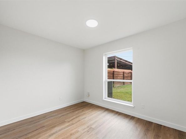 9666  Limestone Drive , Dallas Texas 75217