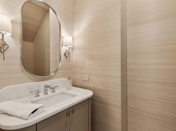 7611  Caillet Street , Dallas Texas 75209