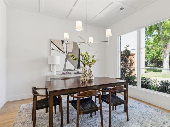 7611  Caillet Street , Dallas Texas 75209