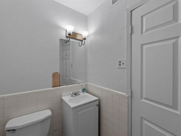 1815 E Grauwyler Road  155, Irving Texas 75061