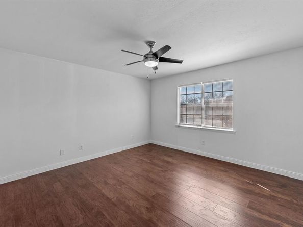 1815 E Grauwyler Road  155, Irving Texas 75061