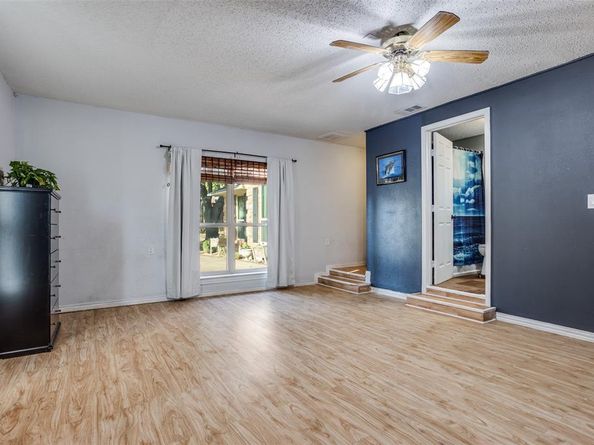 1306  Norfolk Court , Garland Texas 75044