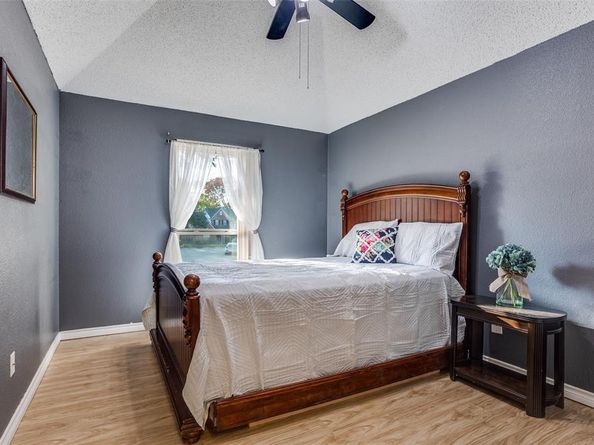 1306  Norfolk Court , Garland Texas 75044