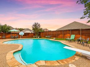 2321  Bear Run Road , Arlington Texas 76001