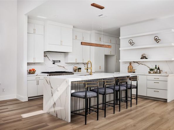 2002  Angelina Drive , Dallas Texas 75212