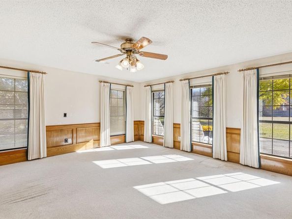 1261  Emerald  , Southlake Texas 76092