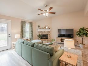 10537  Splitridge Court , Fort Worth Texas 76108