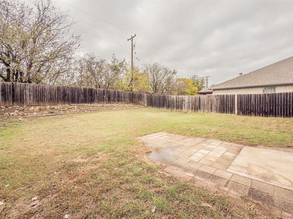 10537  Splitridge Court , Fort Worth Texas 76108