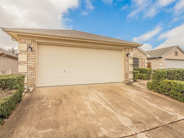 10537  Splitridge Court , Fort Worth Texas 76108