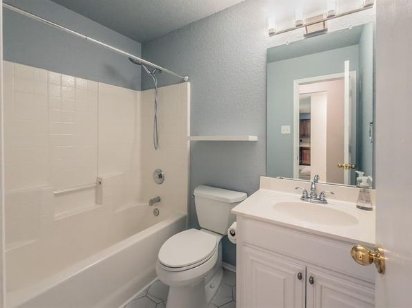 10537  Splitridge Court , Fort Worth Texas 76108