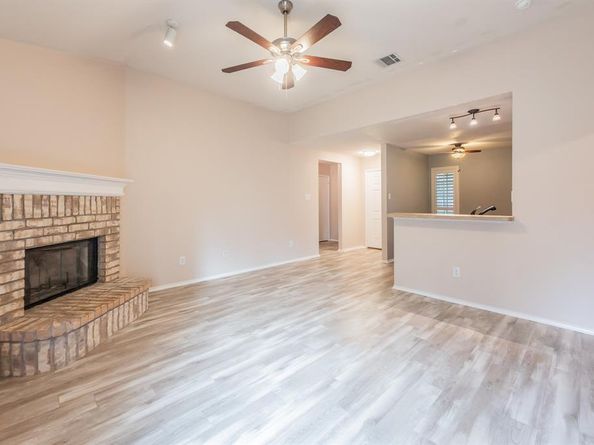 10537  Splitridge Court , Fort Worth Texas 76108