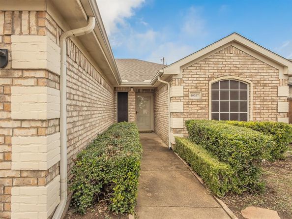 10537  Splitridge Court , Fort Worth Texas 76108