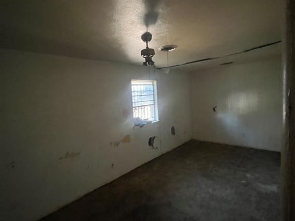 5536  Fitzhugh Avenue , Fort Worth Texas 76119