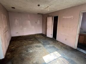 5536  Fitzhugh Avenue , Fort Worth Texas 76119