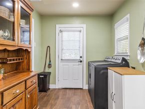 145  Parkwood Avenue , Arlington Texas 76013