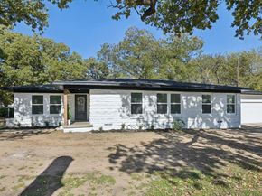 1428  Hawley Lane , Dallas Texas 75217