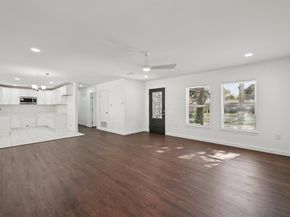 1428  Hawley Lane , Dallas Texas 75217