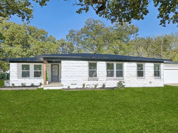 1428  Hawley Lane , Dallas Texas 75217