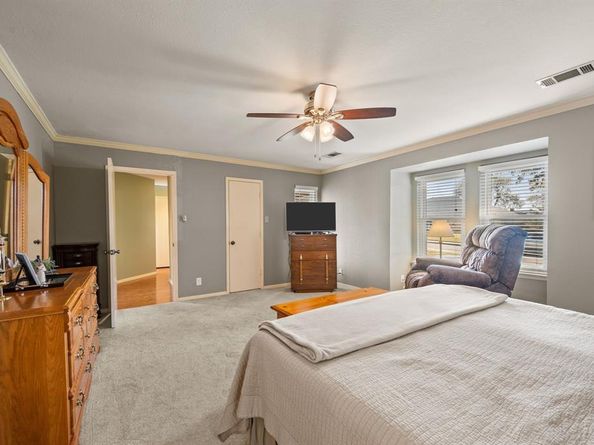 2621  Sedgeway Lane , Carrollton Texas 75006