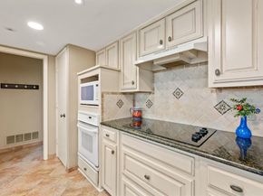 2621  Sedgeway Lane , Carrollton Texas 75006