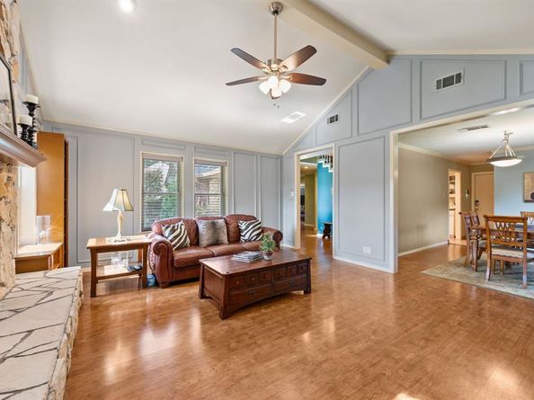 2621  Sedgeway Lane , Carrollton Texas 75006