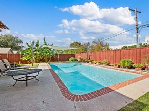 2621  Sedgeway Lane , Carrollton Texas 75006