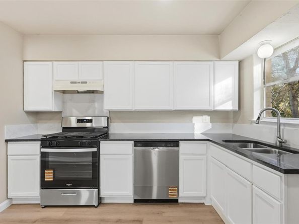 1118  Richard Drive , Garland Texas 75040