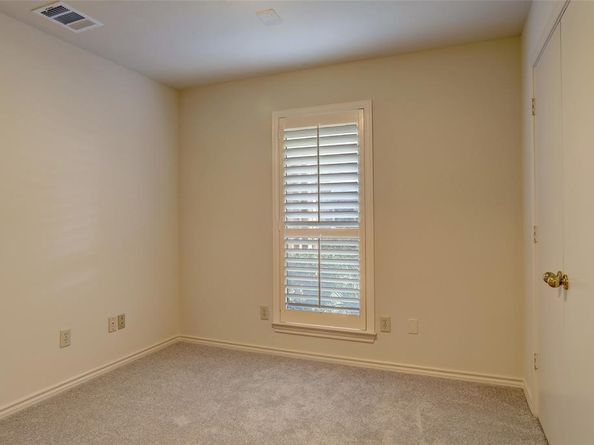 6307  Fox Trail , Dallas Texas 75248