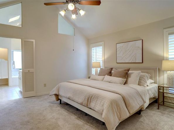 6307  Fox Trail , Dallas Texas 75248