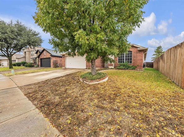 815  Bastrop Drive , Arlington Texas 76002