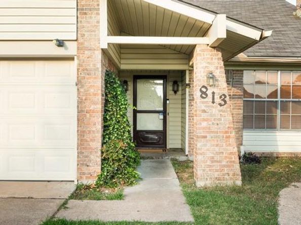 813  Via Avenida  , Mesquite Texas 75150