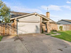 813  Via Avenida  , Mesquite Texas 75150