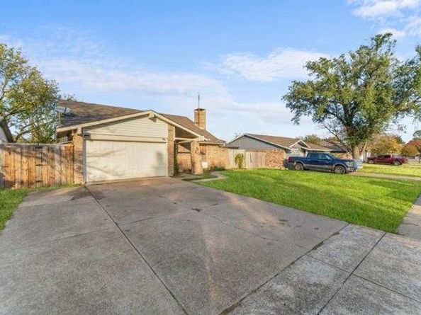813  Via Avenida  , Mesquite Texas 75150