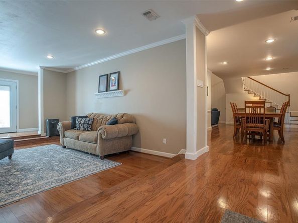 3812  Lands End Street , Fort Worth Texas 76109