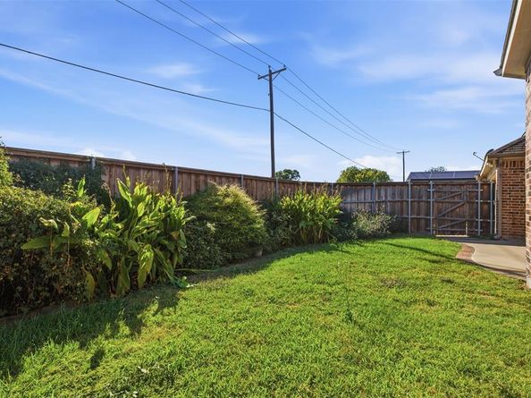 7114  Waterbury Drive , Rowlett Texas 75089