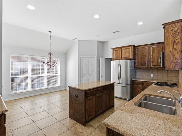 7114  Waterbury Drive , Rowlett Texas 75089