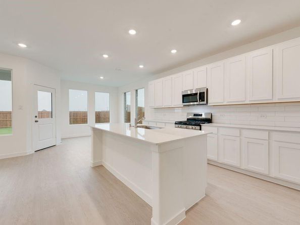 3025  Dutch Road , Providence Village Texas 76227