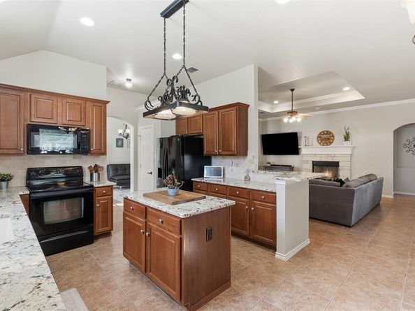 8328  Teja Trail , Benbrook Texas 76126