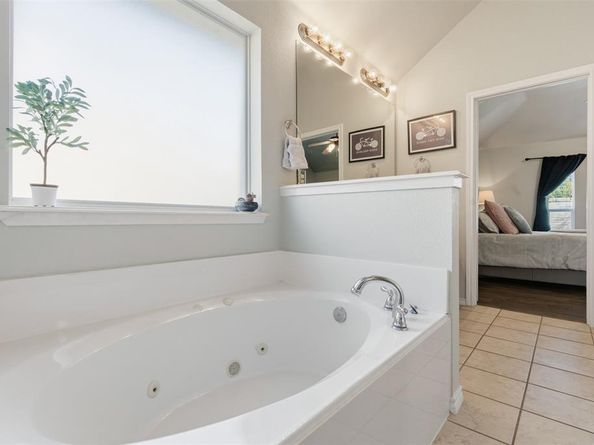 8328  Teja Trail , Benbrook Texas 76126