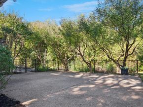 7513  Fitchburg Avenue , Garland Texas 75044