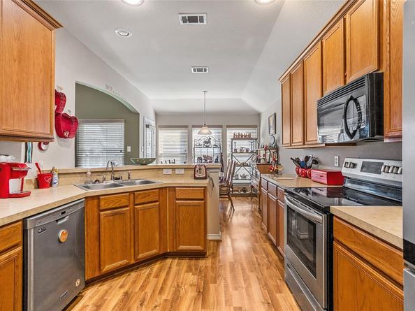 9221  Alyssa Drive , White Settlement Texas 76108