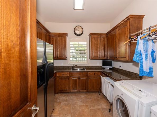 3904  Wagon Wheel Drive , Grapevine Texas 76051