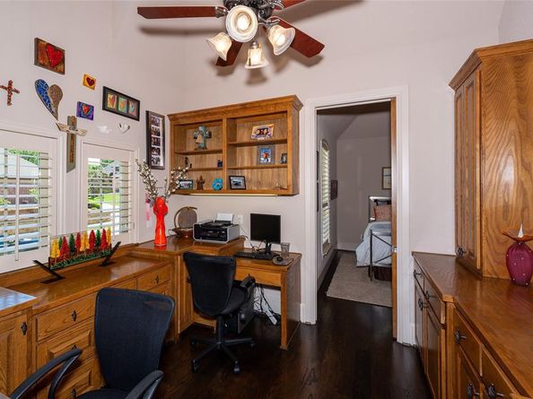 3904  Wagon Wheel Drive , Grapevine Texas 76051