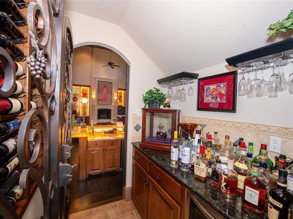 3904  Wagon Wheel Drive , Grapevine Texas 76051