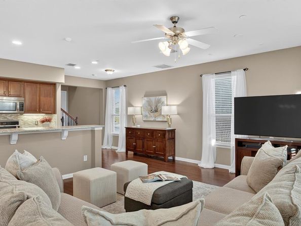 418  Hamilton Street , Lewisville Texas 75067